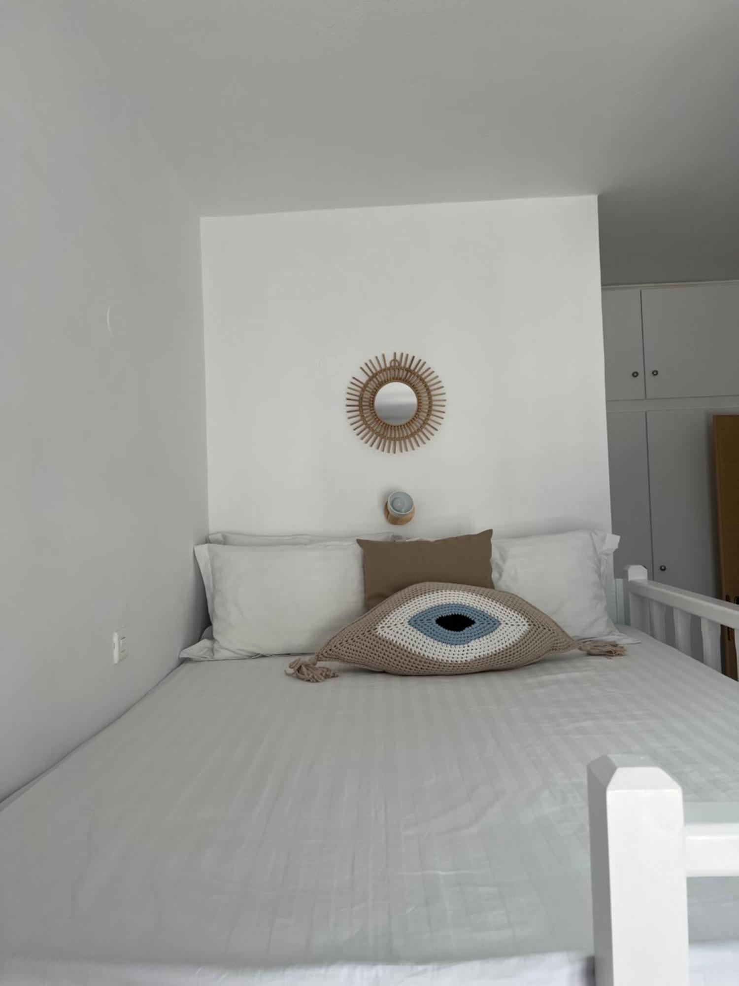 White Island Rooms Panteli Exterior photo