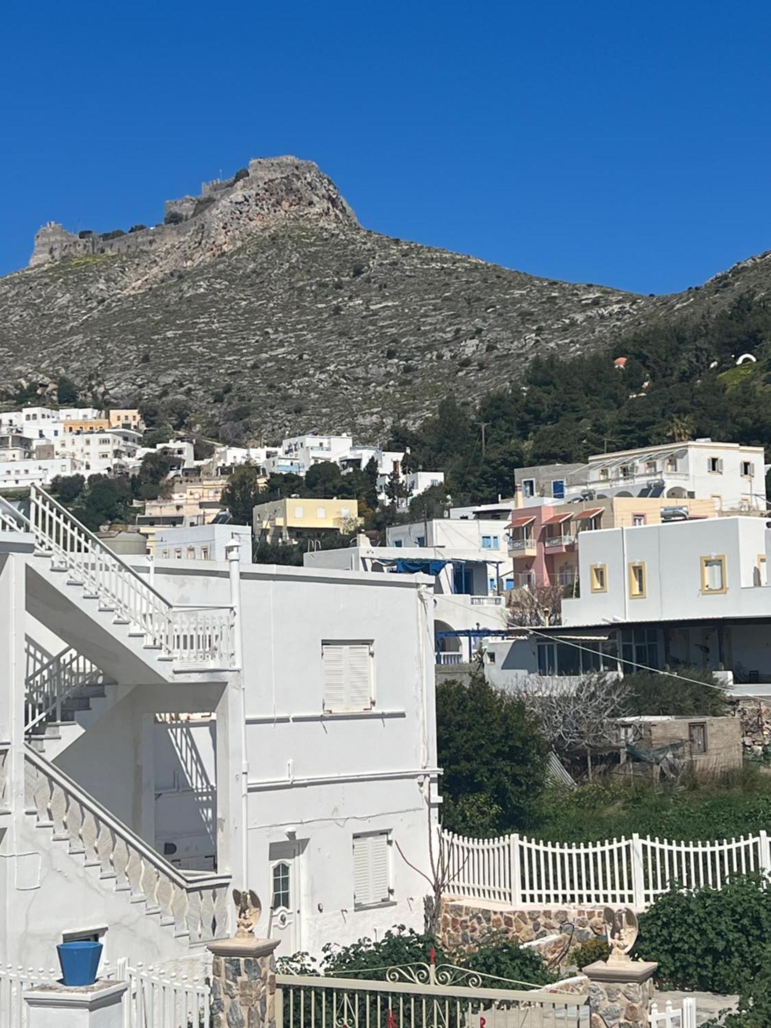 White Island Rooms Panteli Exterior photo